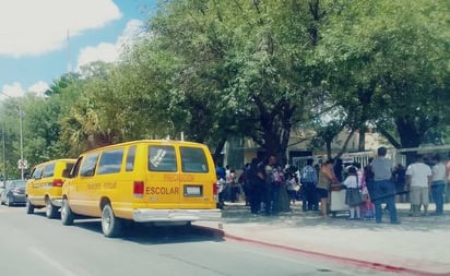 Espacios del transporte escolar deben ser respetados