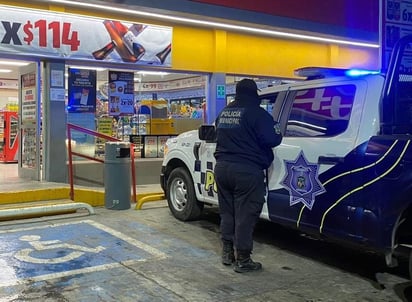 Oxxo de la colonia Guerrero de Monclova fue asaltado por uno de sus exempleados