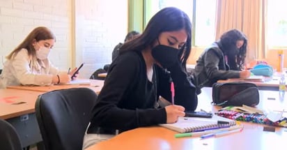 Programa de bachillerato para mujeres tiene una excelente respuesta entre la ciudadanía