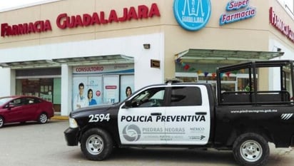 Sujeto roba 45 mil de farmacia; ahí trabajaba