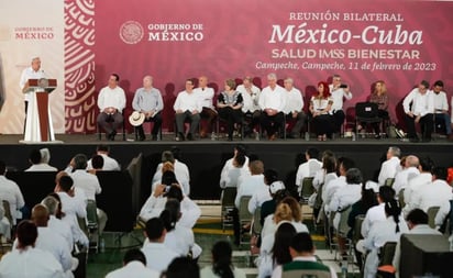 AMLO rinde homenaje a Fidel Castro a quien califica como “un visionario y un gigante”