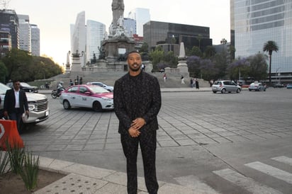 Michael B. Jordan pasa su cumple entre el caos de México