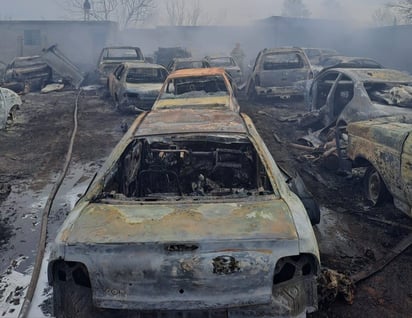 Yonke sufre incendio en Allende, Coahuila 