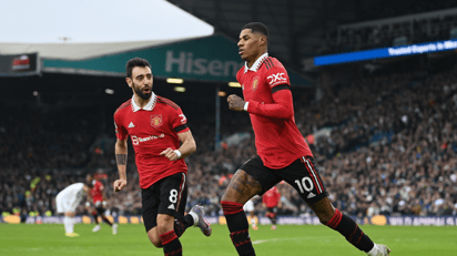 City y United ganan; acechan al líder Arsenal