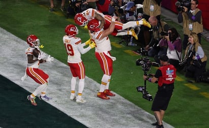 Kansas City logra una remontada histórica para ganar el Super Bowl LVII