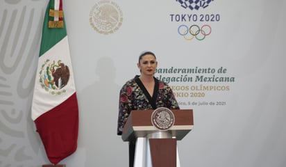 Ana Guevara garantiza recursos para los deportes acuáticos