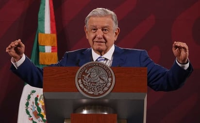 AMLO analiza demandar en EU al abogado de Genaro García Luna por daño moral