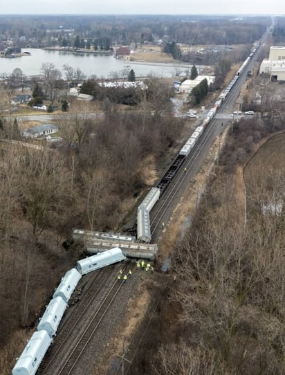 ¡Otra vez! Tren se descarrila ahora en Michigan, EU