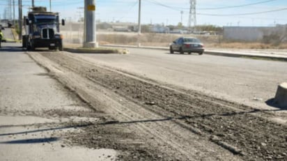 Dan banderazo a la obra de pavimentación en Armando Treviño, Piedras Negras