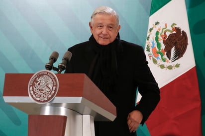 AMLO se entromete en política interior de Perú: expertos