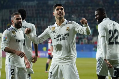 Real Madrid derrota al Osasuna y mete presión al Barcelona: El conjunto merengue conquista el Estadio El Sadar y obtiene tres valiosos puntos que lo colocan a cinco del equipo blaugrana