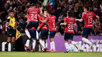 Chivas escapan de CU con los 3 puntos y prolongan sequía de los Pumas