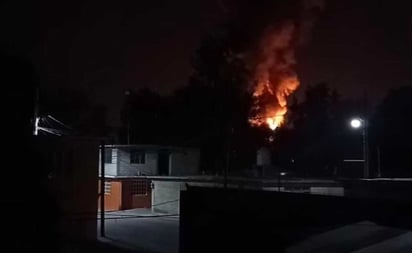 Explota casa donde almacenaban huachicol en Atitalaquia, Hidalgo