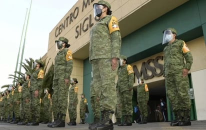 AMLO: Ejército no ha descuidado ninguna tarea