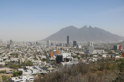 Contaminación enferma cada vez más a los regios