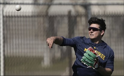 Luis Urías quiere poner el nombre de México en alto y ganar el Clásico Mundial de Beisbol