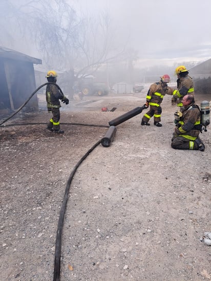 Ecología y Bomberos apoyaron en incendio de Bosque Urbano