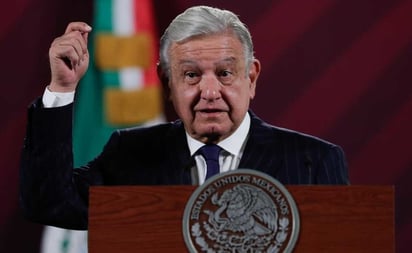 'Las mujeres suelen ser más honestas': AMLO respalda que una mujer sea presidenta del INE