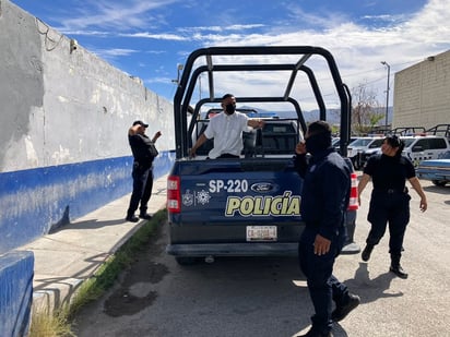 Vendedor de dulces agrede a médicos del hospital Amparo Pape