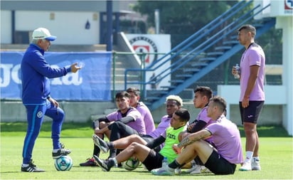 Tuca Ferretti enfrentará a su ex en el primer compromiso como DT de Cruz Azul