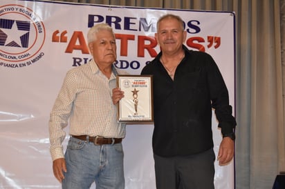 Entregan los Astros “Ricardo Saldivar” a lo mejor del deporte