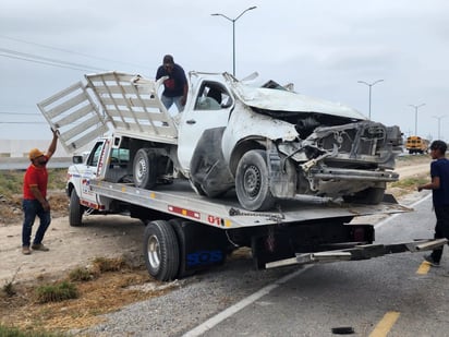 Conductor dormita y sufre volcadura en la carretera federal 30