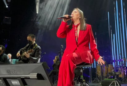 Ana Gabriel es abucheada por el público y anuncia retiro