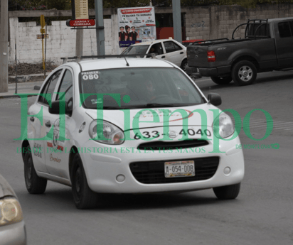 Taxista de la línea Premier que acosó a una mujer sale en libertad a laborar