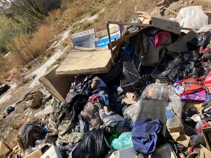 Indigente es encontrado sin vida en baldío de Monclova 