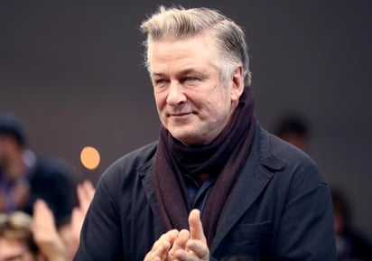 Alec Baldwin recibe otra demanda, ahora de sus compañeros