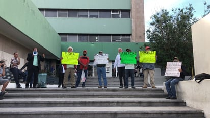 Muere mujer al interior del IMSS de Monclova; familiares acusan negligencia médica