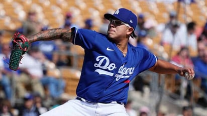 Julio Urías concedió una carrera con los Dodgers 