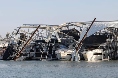 Tormentas azotan Texas avanzan hacia el este de EU;  reportan 5 muertos