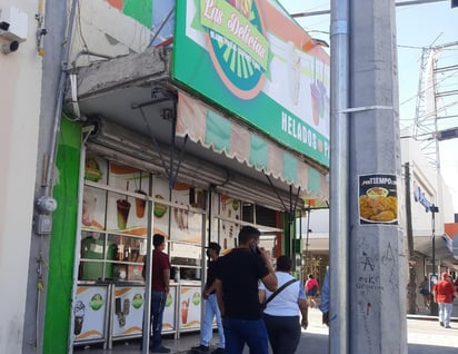 Heladerías comienzan a recibir más clientela por la llegada del calor