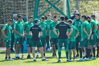 Diego Cocca dirigió su primer entrenamiento y prepara equipo para la Nation League