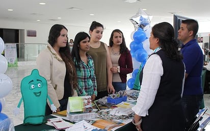 IMSS orienta a jóvenes sobre el ejercicio de la sexualidad