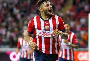 Chivas quiere afianzarse en el torneo; visita al Puebla