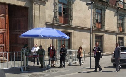 Arriba asesora de Seguridad de Biden, Ken Salazar y Ebrard a Palacio Nacional para hablar sobre fentanilo