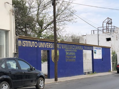 Docente acusado de borracho regreso a prepa el Valle 