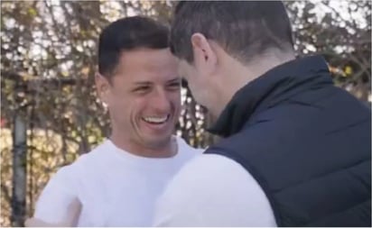 VIDEO: El emotivo reencuentro entre Chicharito Hernández e Iker Casillas