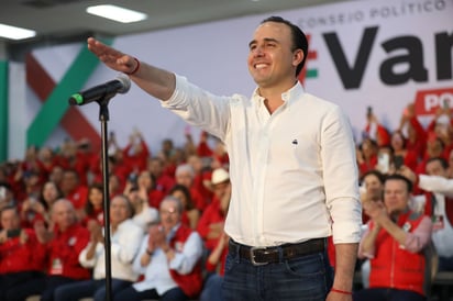 Toma protesta Manolo Jiménez como candidato a Gobernador