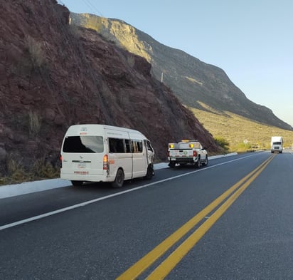 Choque en la Muralla moviliza cuerpos de rescate de Monclova