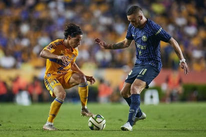 Diego Lainez responde regaño de Gignac y recibe insulto de Cabecita Rodríguez