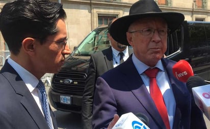 México y EU serán socios para siempre: Ken Salazar tras reunión con AMLO y legisladores estadounidenses