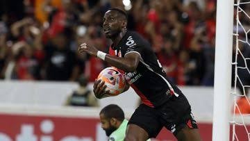 Atlas hace historia y remonta con heroísmo al Olimpia