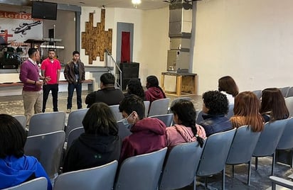 Cristo rompe las cadenas sigue visitando escuelas para prevenir adicciones en Piedras Negras 