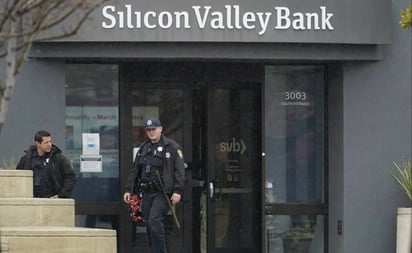 Silicon Valley Bank: Biden pide al Congreso endurecer sanciones contra directivos bancarios