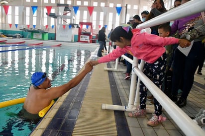 Realizarán hidroterapias por medio de Rehabilitando Corazones 