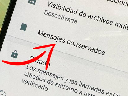 WhatsApp: qué son extraños “mensajes conservados” y cómo activarlos