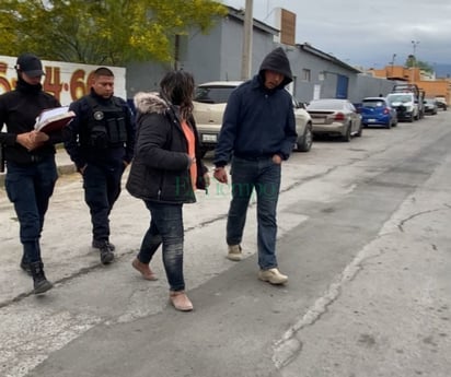 Mujer con ayuda de hijo golpea a nueva pareja de su exesposo